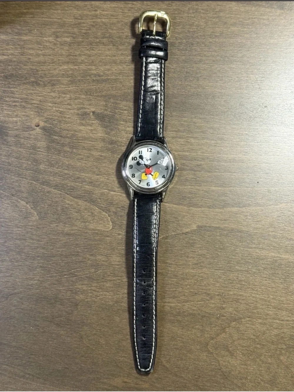 Vtg Fossil Disney Mickey & Co Mouse Watch 30mm LI-2010 Silver Tone New Battery